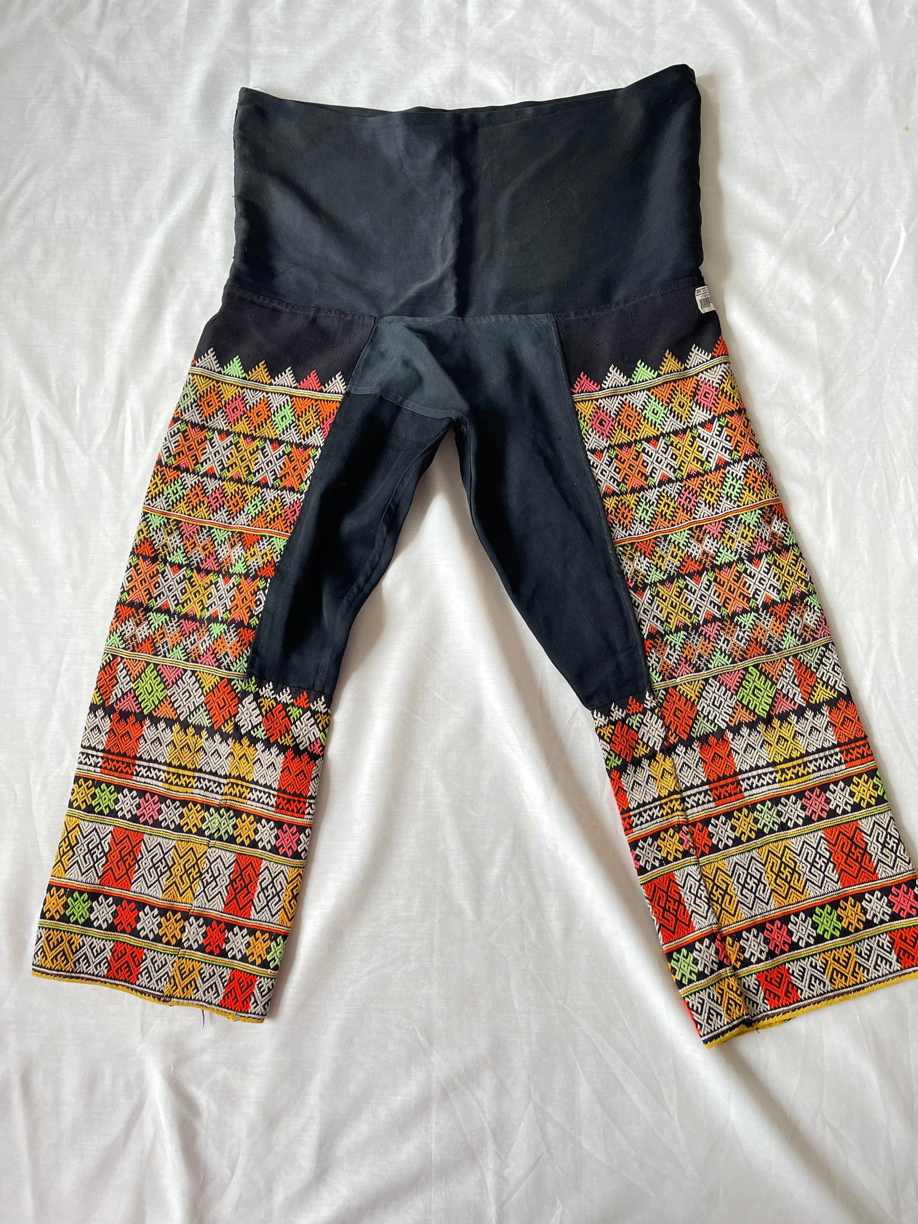 5171 Vintage Yao Tribal Pants with Embroidery