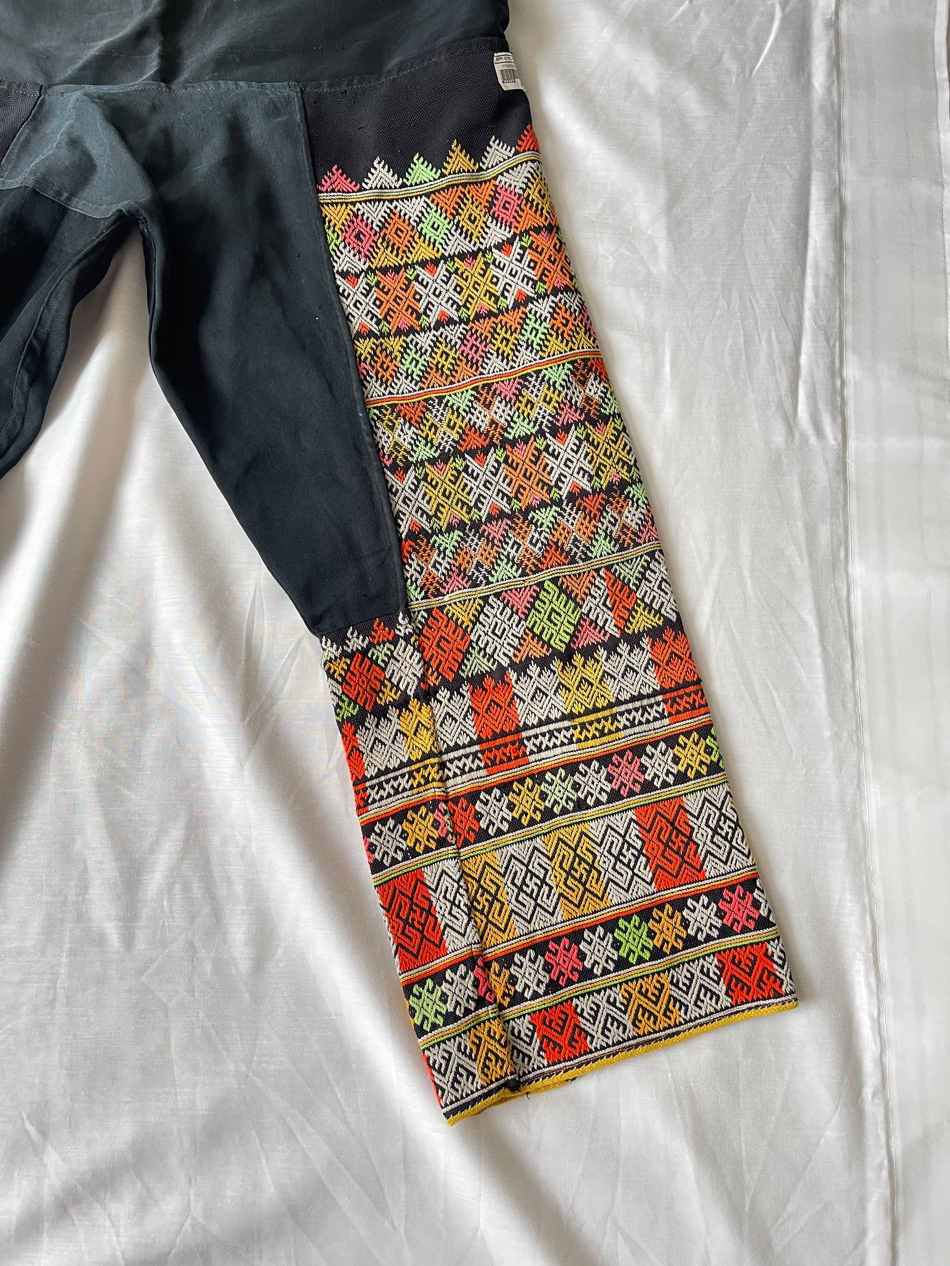 5171 Vintage Yao Tribal Pants with Embroidery