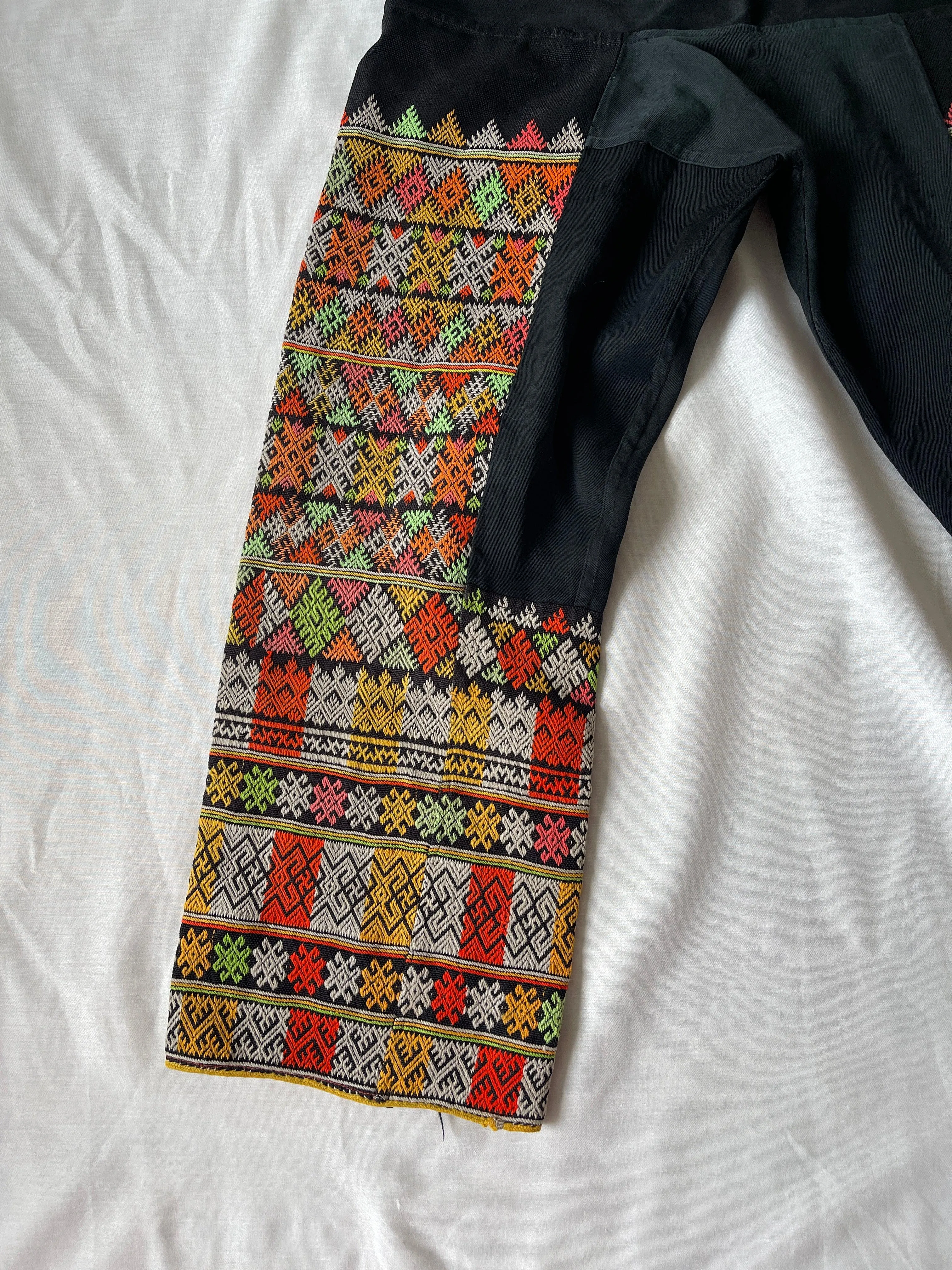 5171 Vintage Yao Tribal Pants with Embroidery