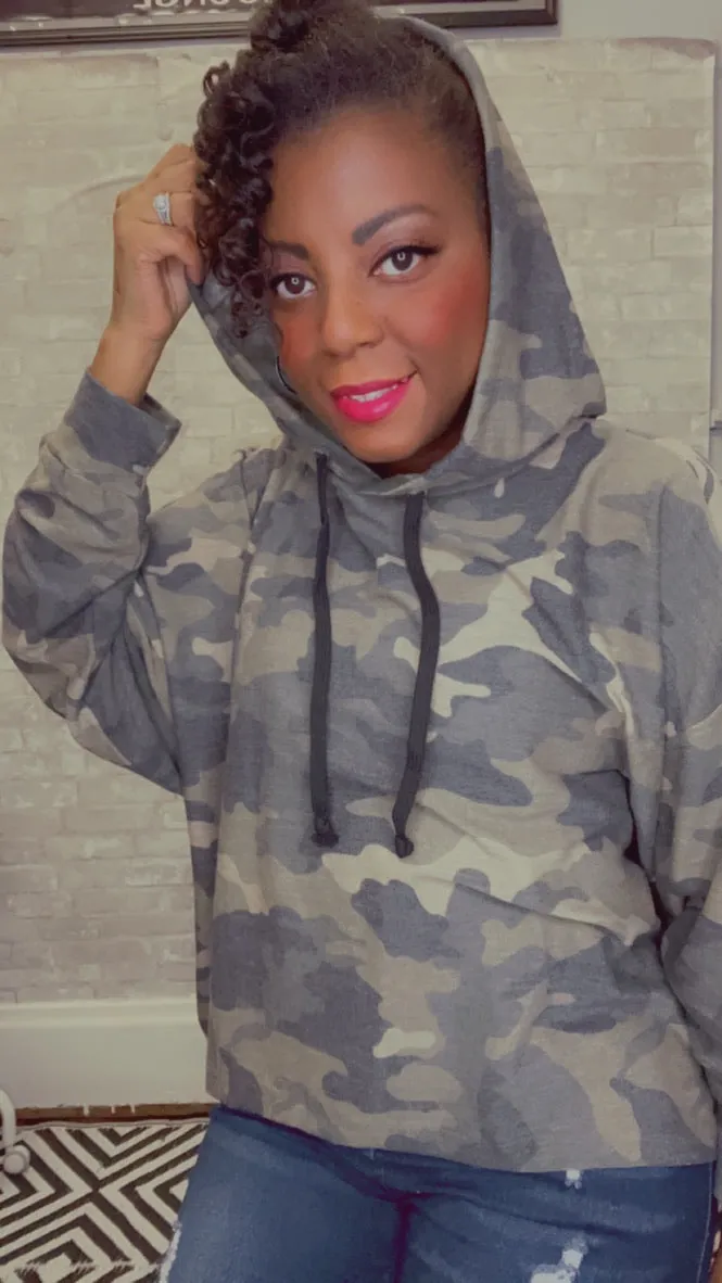 Boxy Camo Print Sweatshirt Hoodie, Plus