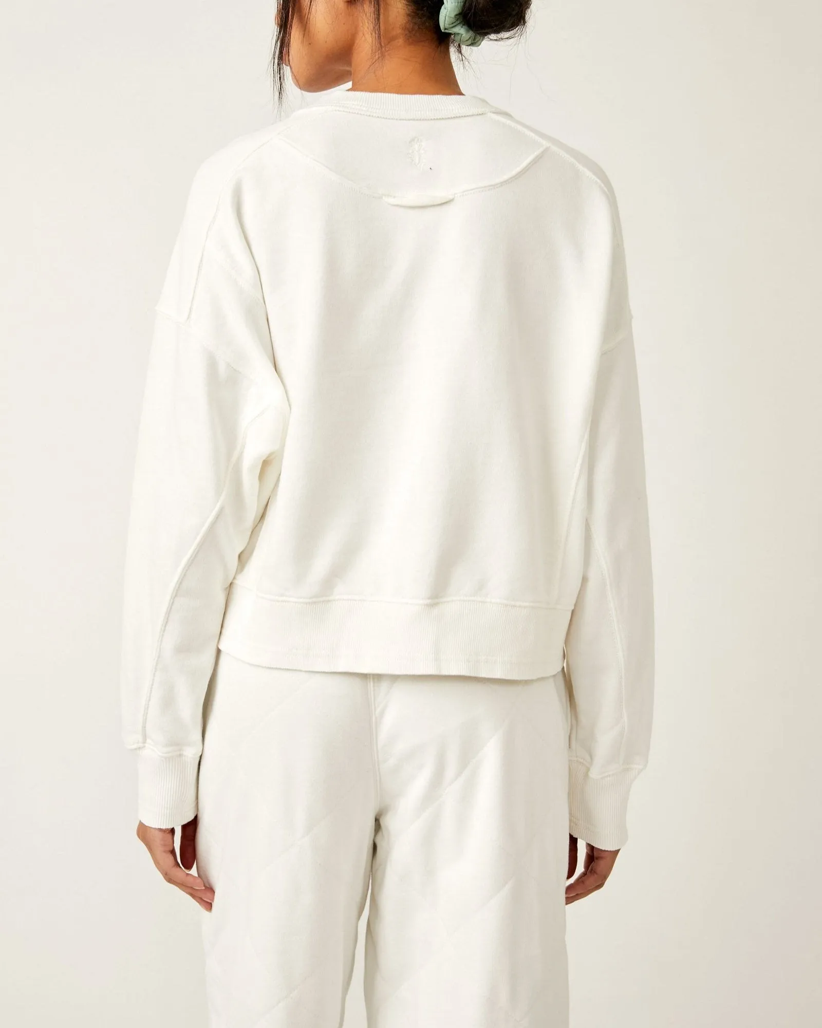 Intercept Pullover