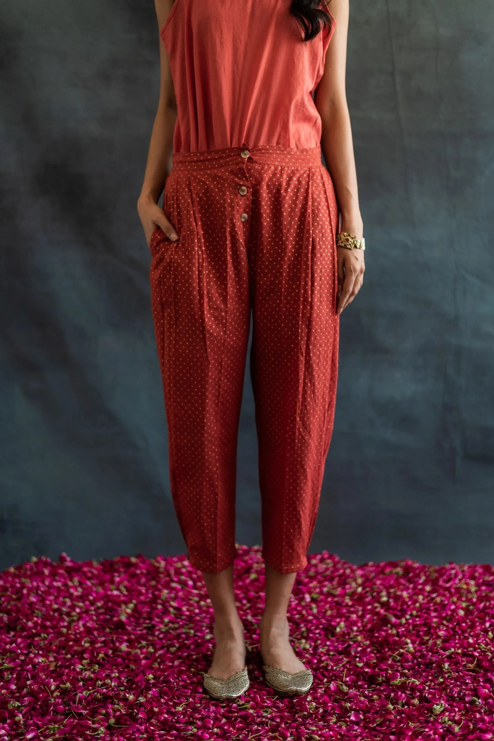 NAOMI PANT