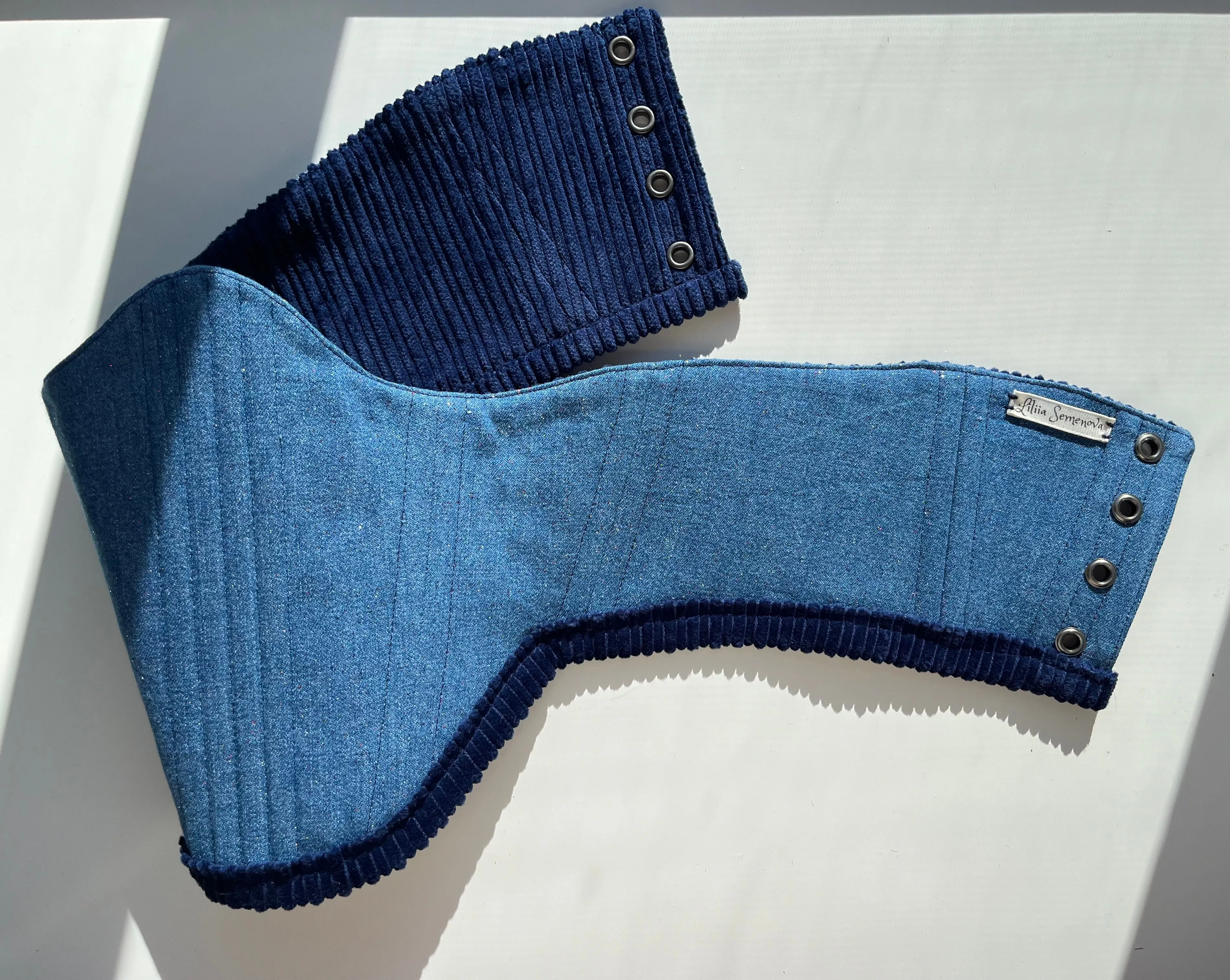 💙reversible Navy Velvet Corduroy/ sparkle denim belt, S-M💙